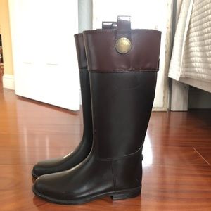 BANANA REPUBLIC RAIN BOOTS